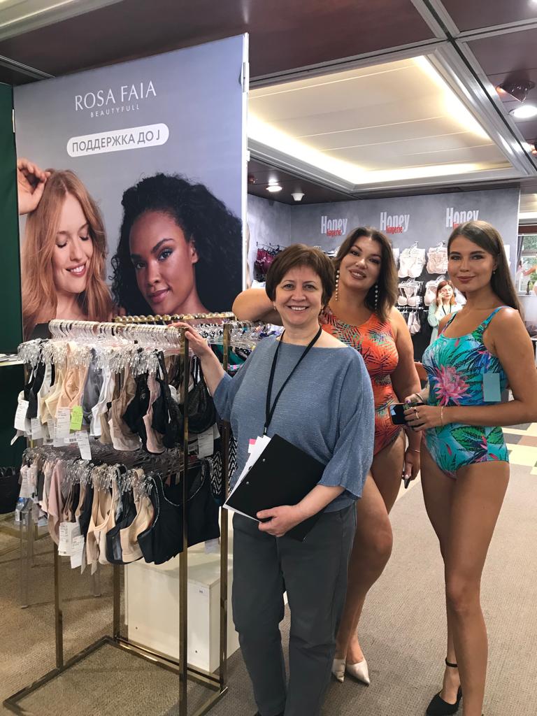 pimpandhost в ))). Milesgroup в Lingerie Show Forum, сентябрь 2022